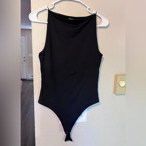 Aritzia Boat Neck Contour Bodysuit | worn once | medium